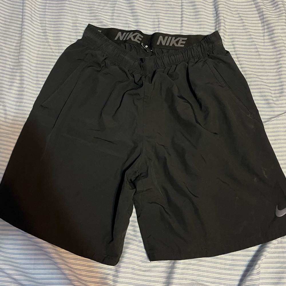 MENS NIKE SHORTS